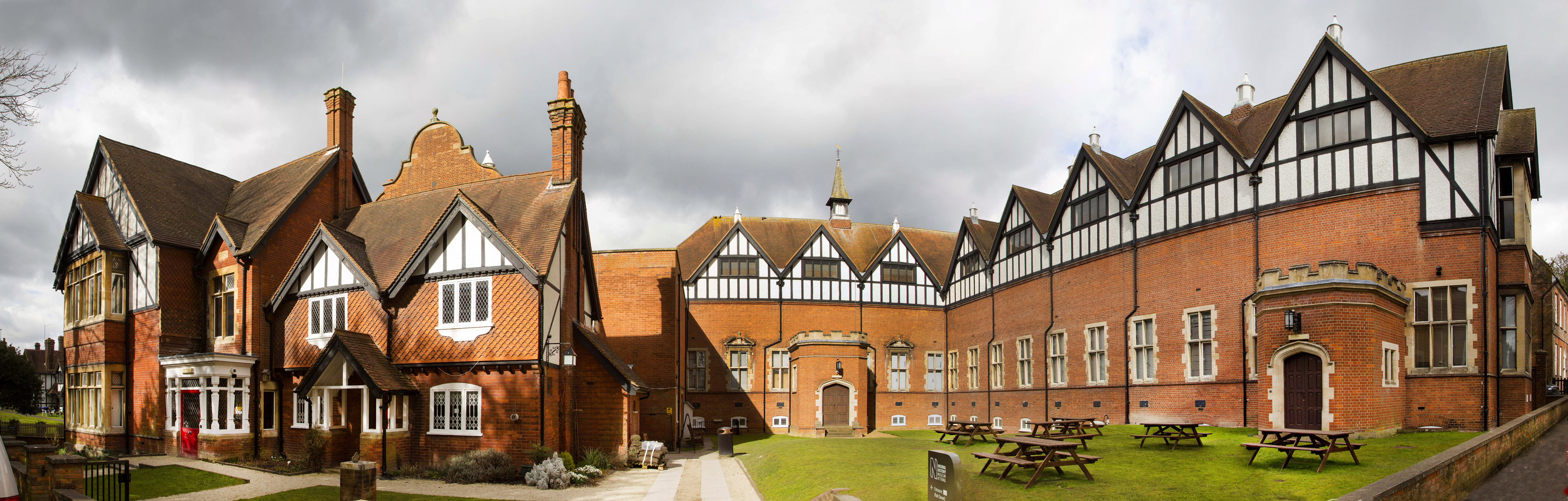 Natural History Museum at Tring ©Trustees of the Natural History Museum